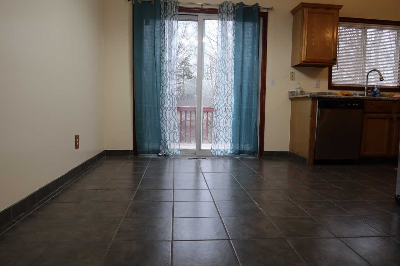 4664 Crosswinds Dr Se #1 - Photo 3 of 10