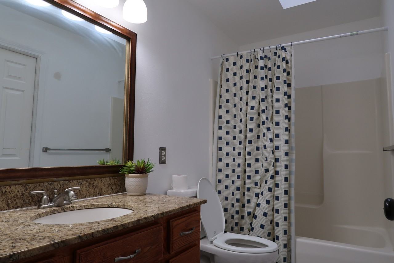 4664 Crosswinds Dr Se #1 - Photo 5 of 10