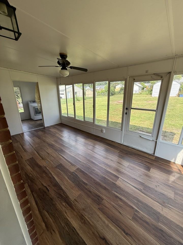 1659 Rockwood Rd #1 - Photo 5 of 11