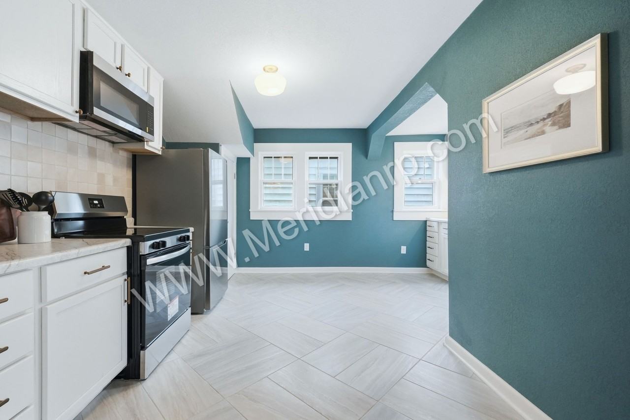 931 Woodview Blvd #1 - Photo 5 of 11