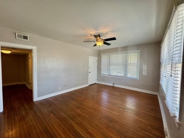 2504 Park St #3 - Photo 2 of 7