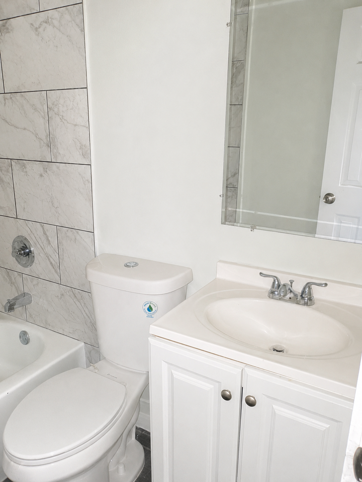 2531 Pershing Ave #1 - Photo 6 of 9