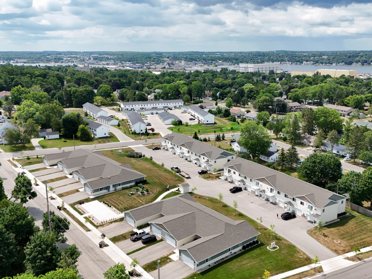 SCS Sunset Estates Apartment Community - Photo 7 of 23