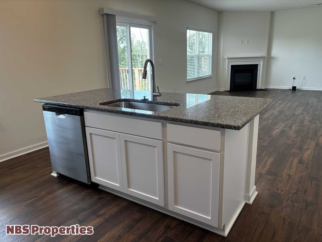 935 Utopia Ln #1 - Photo 5 of 50