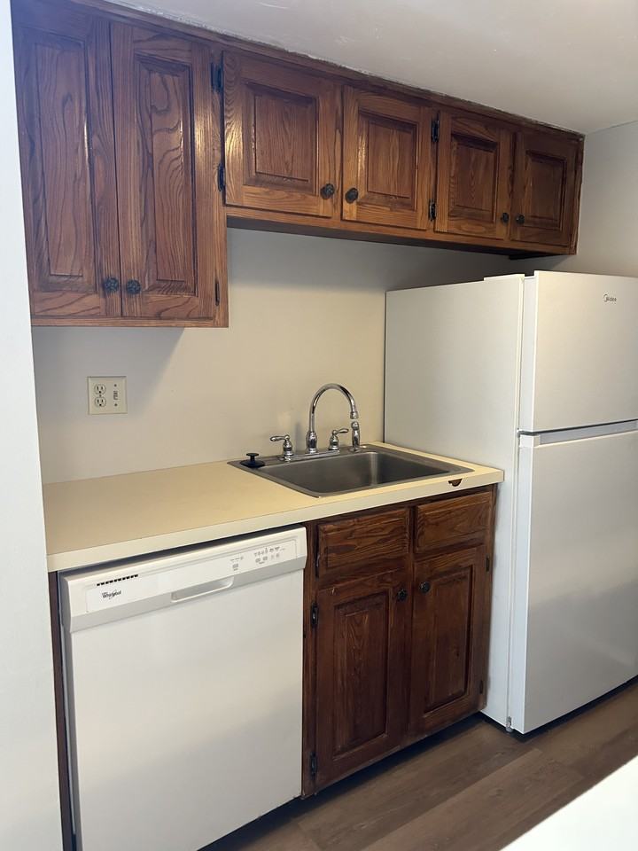 13831 Turnberry Ln #124 - Photo 4 of 7