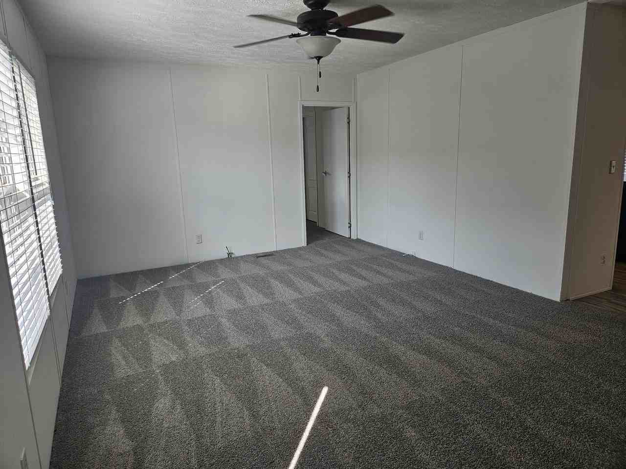 240 Camden Xing #169 - Photo 5 of 25
