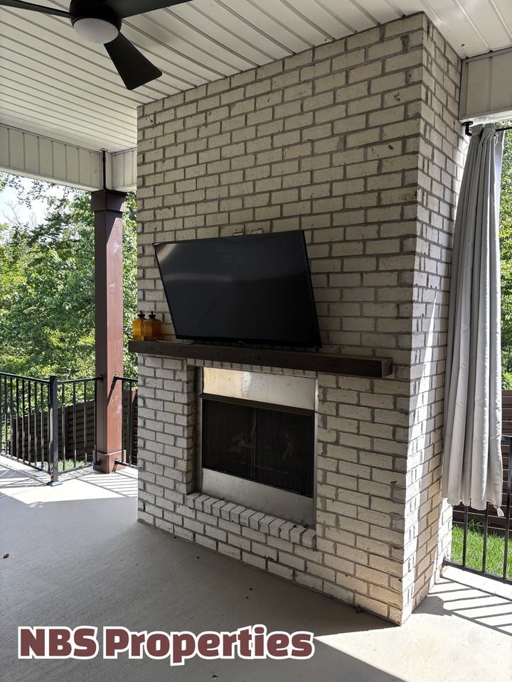 1226 Belle Pond Ave #1 - Photo 4 of 50