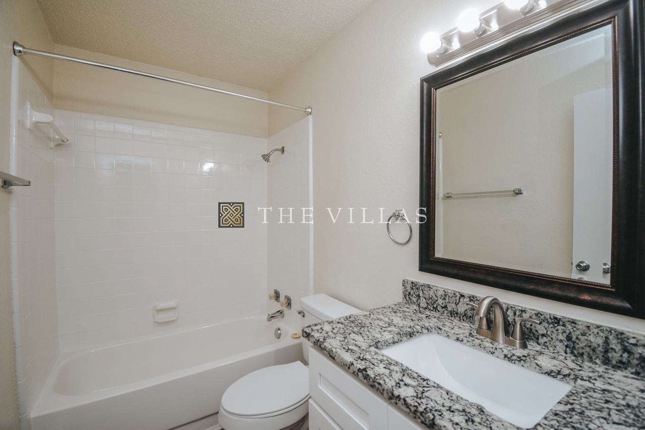324 Costa Del Oro St - Photo 6 of 15