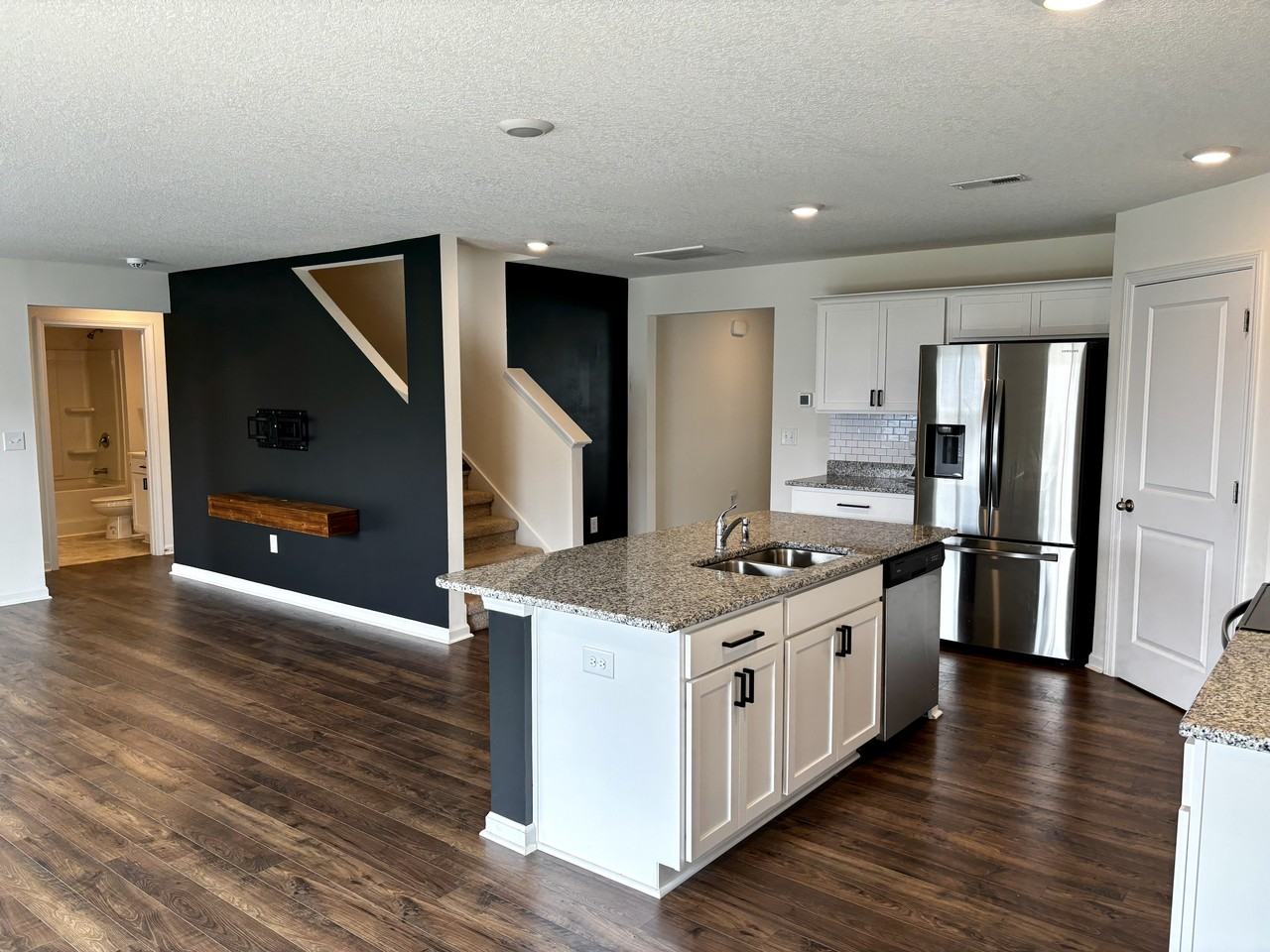 7523 Game Bird St #1 - Photo 3 of 34