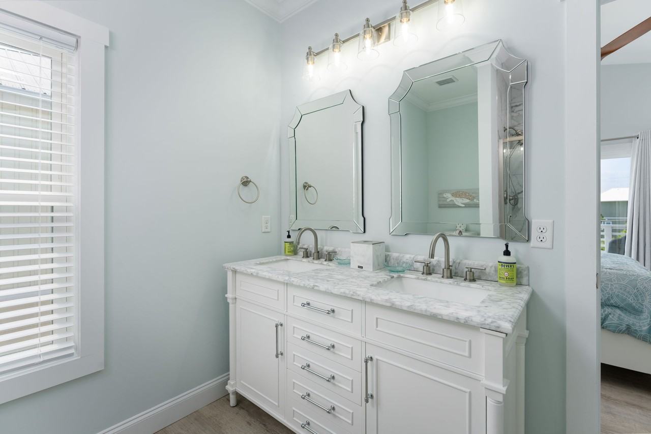 604 North Carolina Avenue - 1Unit 1 #1 - Photo 3 of 21