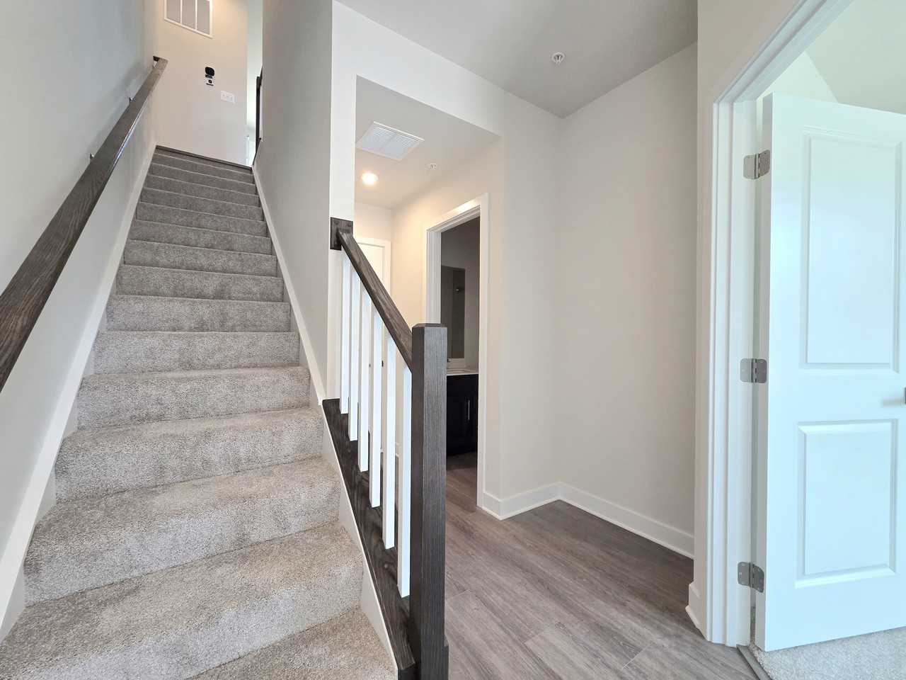 2644 Naylor Rd Se #1 - Photo 5 of 45