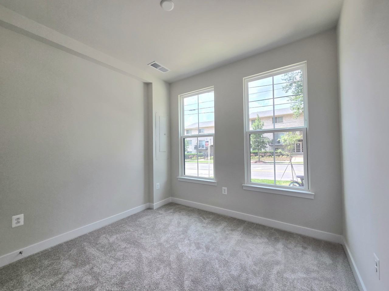 2644 Naylor Rd Se #1 - Photo 6 of 45