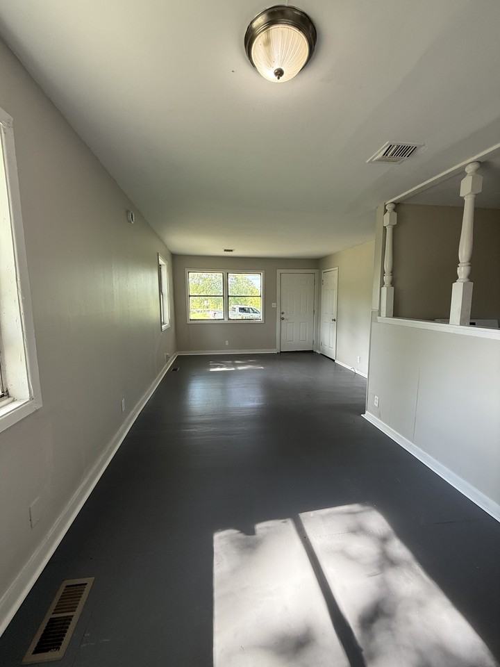 2724 Lee Ave Sw #1 - Photo 2 of 8