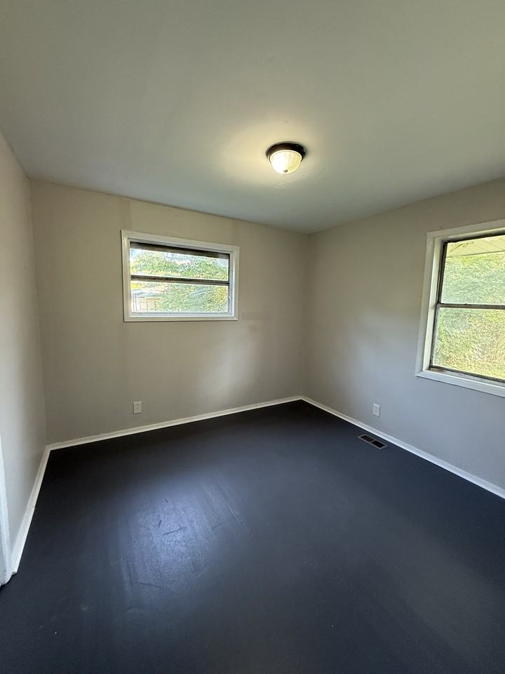2724 Lee Ave Sw #1 - Photo 7 of 8