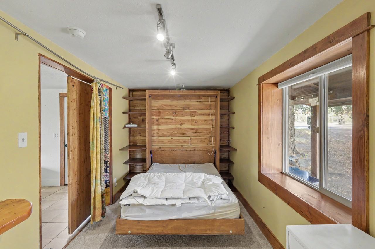 358 S 8th St #1 - Photo 4 of 24