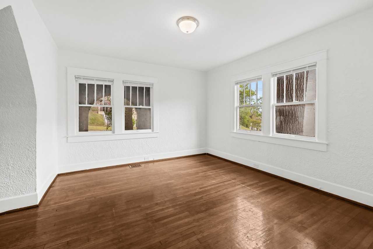 1635 43rd Street Ensley #1 - Photo 5 of 19