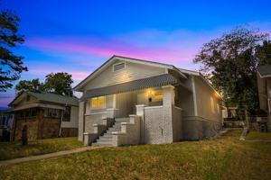 featured image of 1520 34th Ave N #1