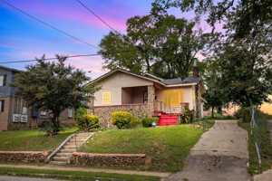 featured image of 2320 Court R #1