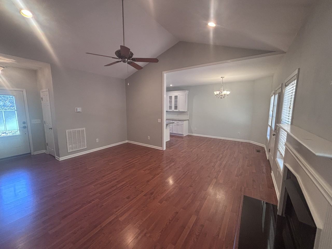 100 Kingswood Cir #1 - Photo 3 of 18