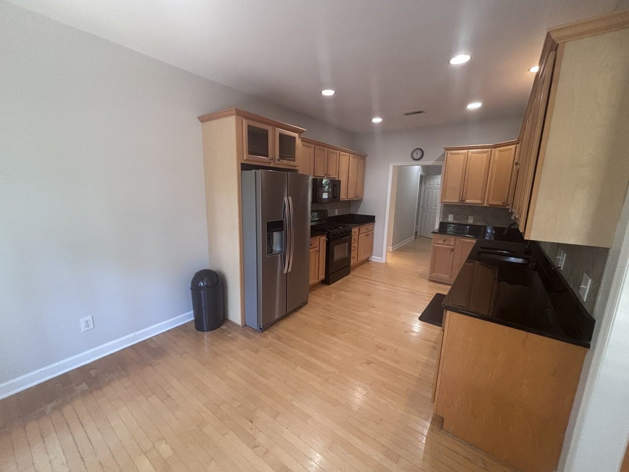 90 Pine Vista Dr #1 - Photo 6 of 22