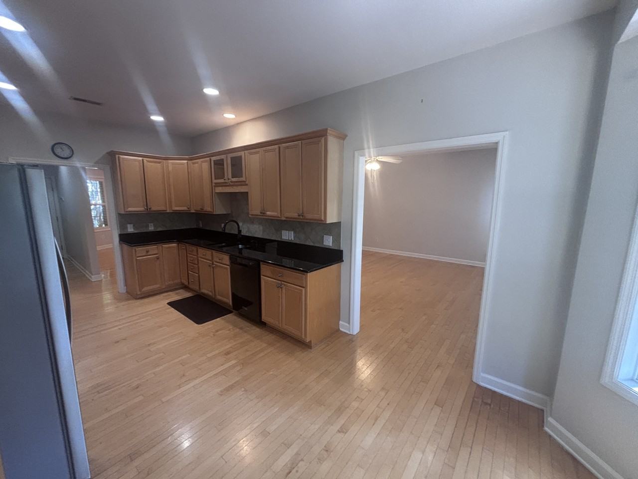 90 Pine Vista Dr #1 - Photo 7 of 22