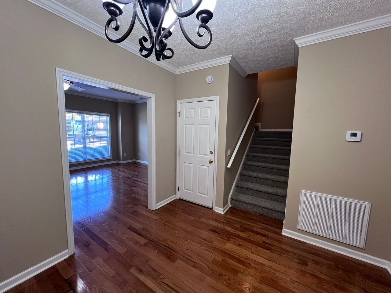 1293 N Dean Rd - Photo 5 of 27