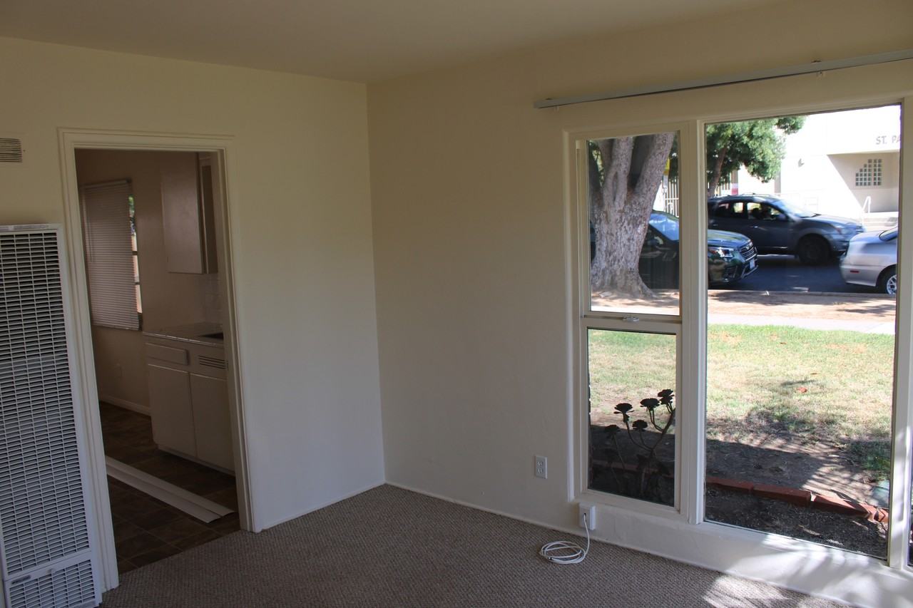4536 Gresham St #4536 - Photo 7 of 23