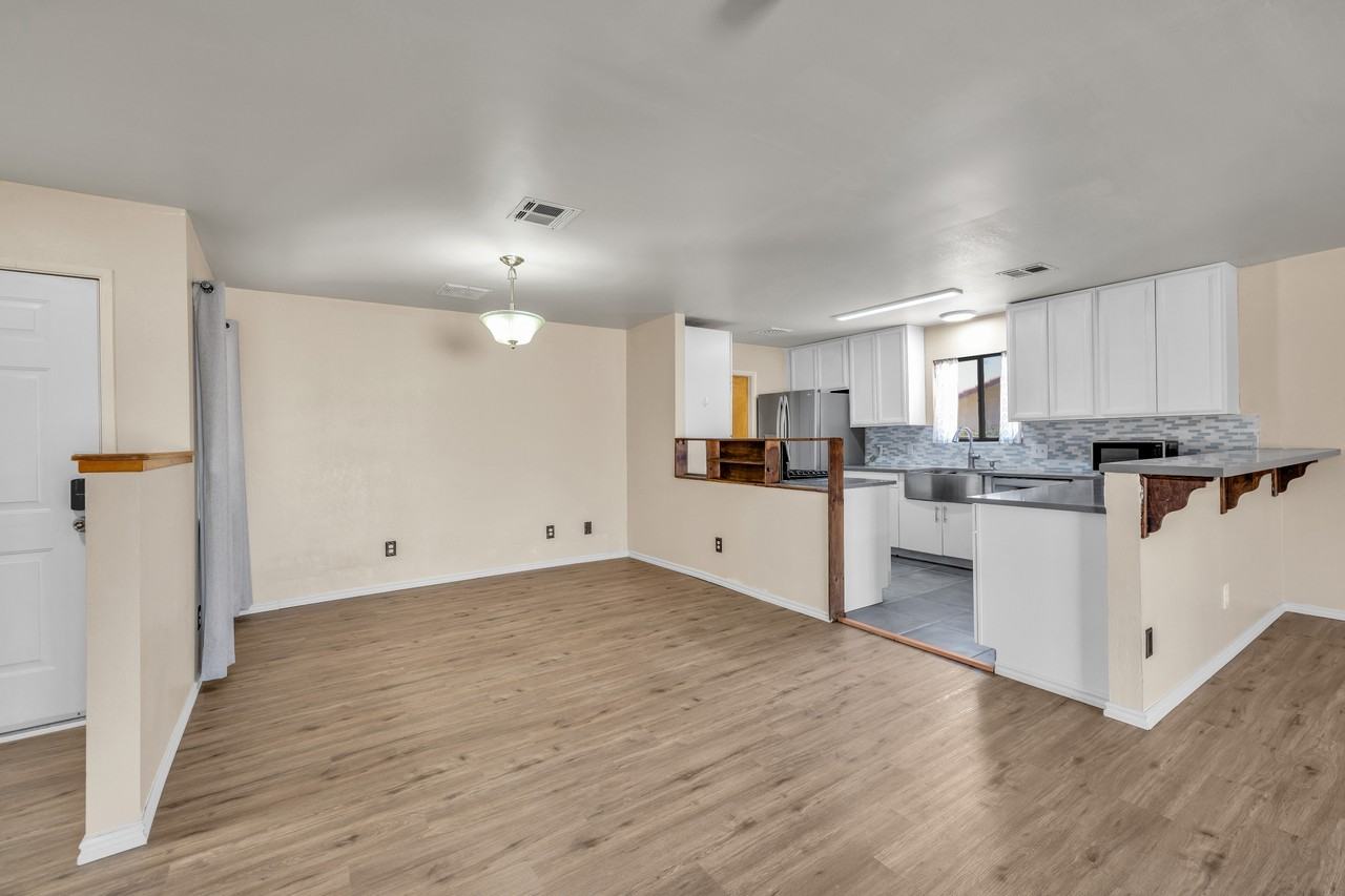 7121 Quail Spring Ave #1 - Photo 6 of 29