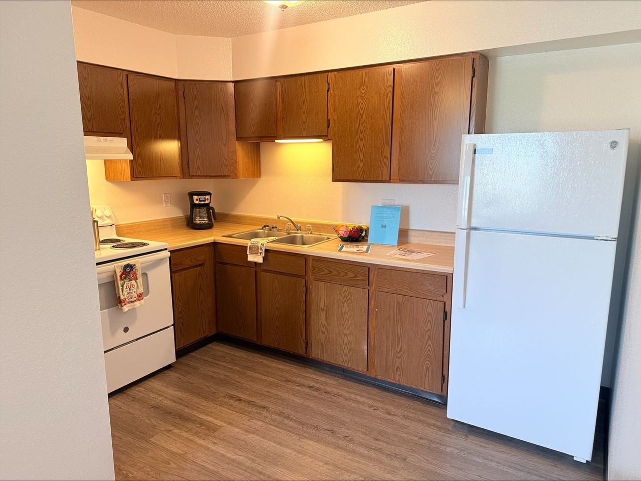 East Park Village Apartments - Photo 5 of 34