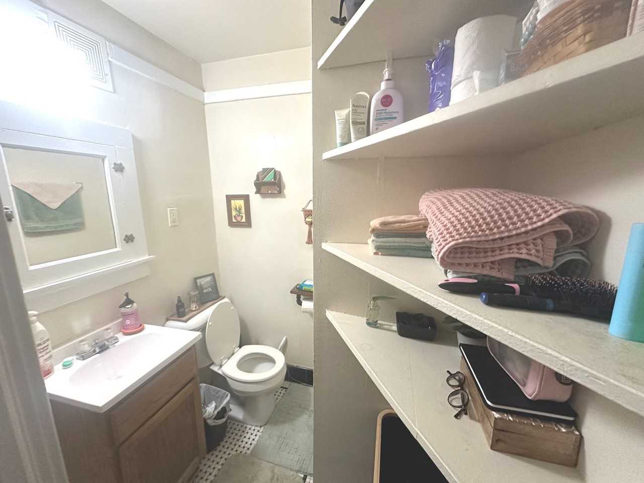 Kane Place Apartments - Photo 6 of 29
