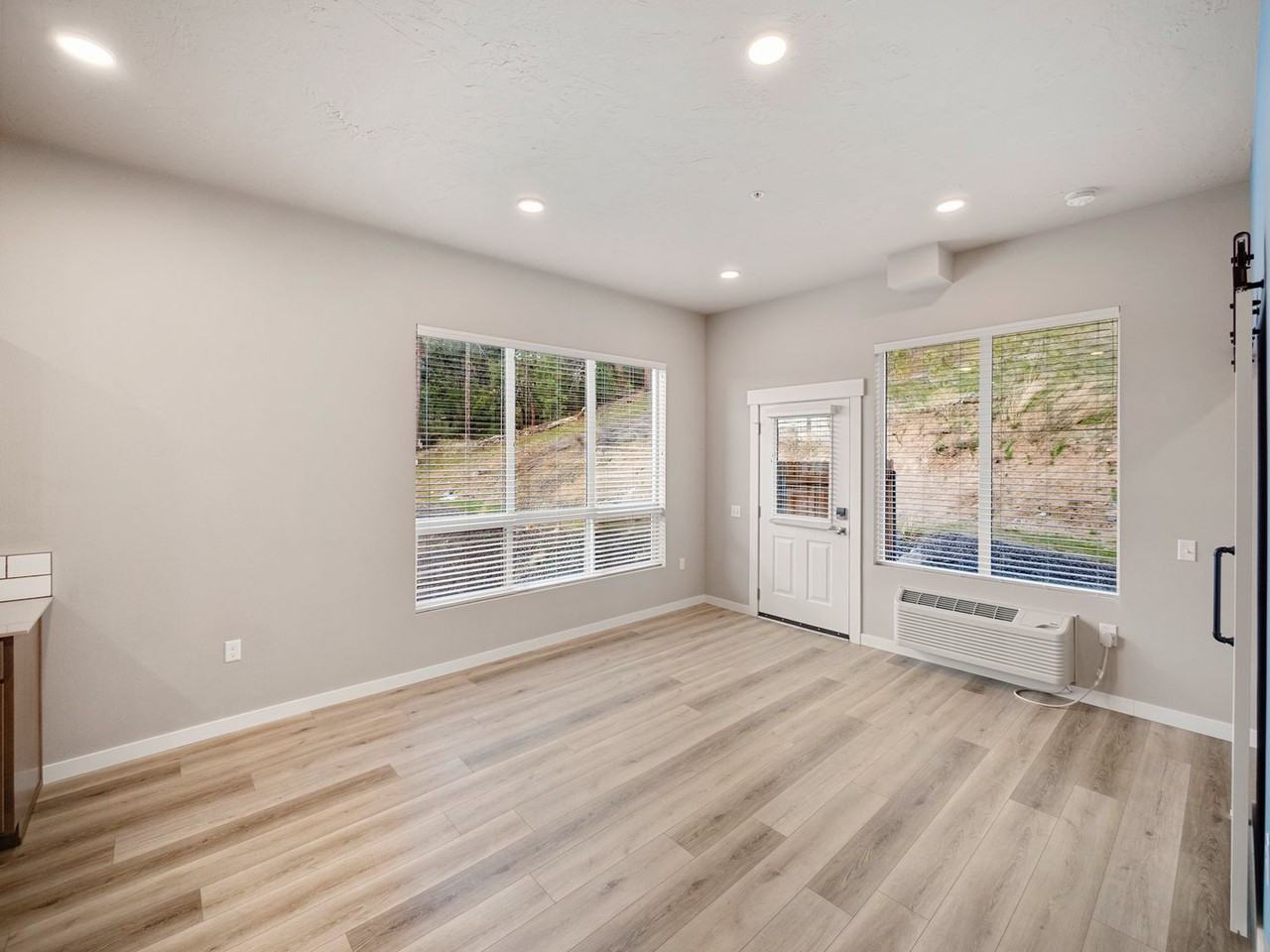 6515 N Austin Rd - Photo 7 of 29