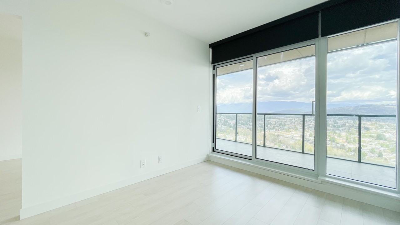 4880 Lougheed Highway - Photo 6 of 25