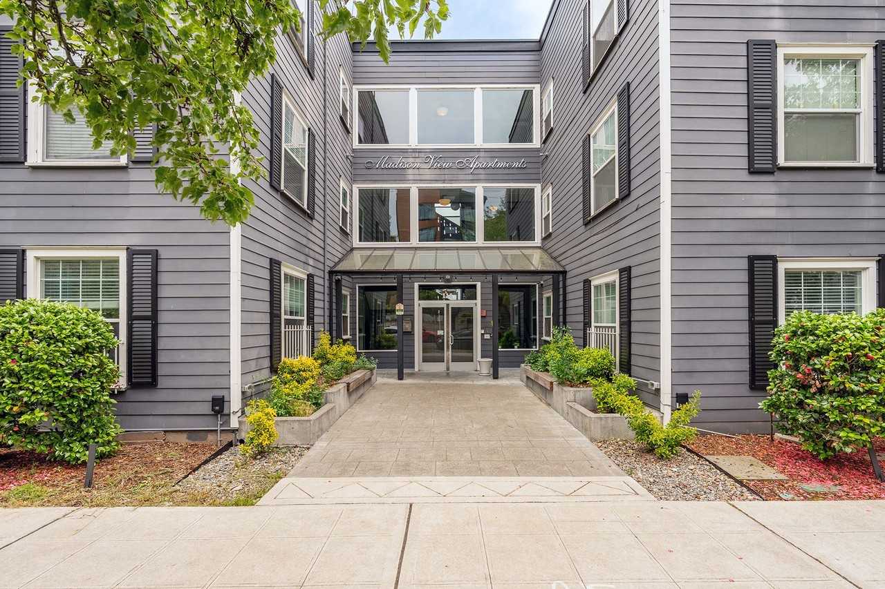 Madison View Apartments - Photo 2 of 37