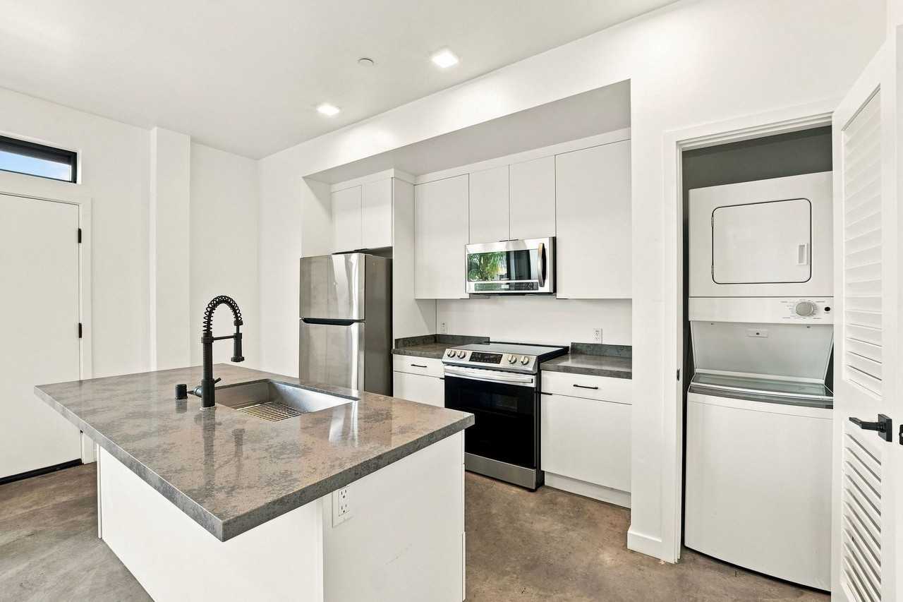 2995 B Street - Photo 7 of 50