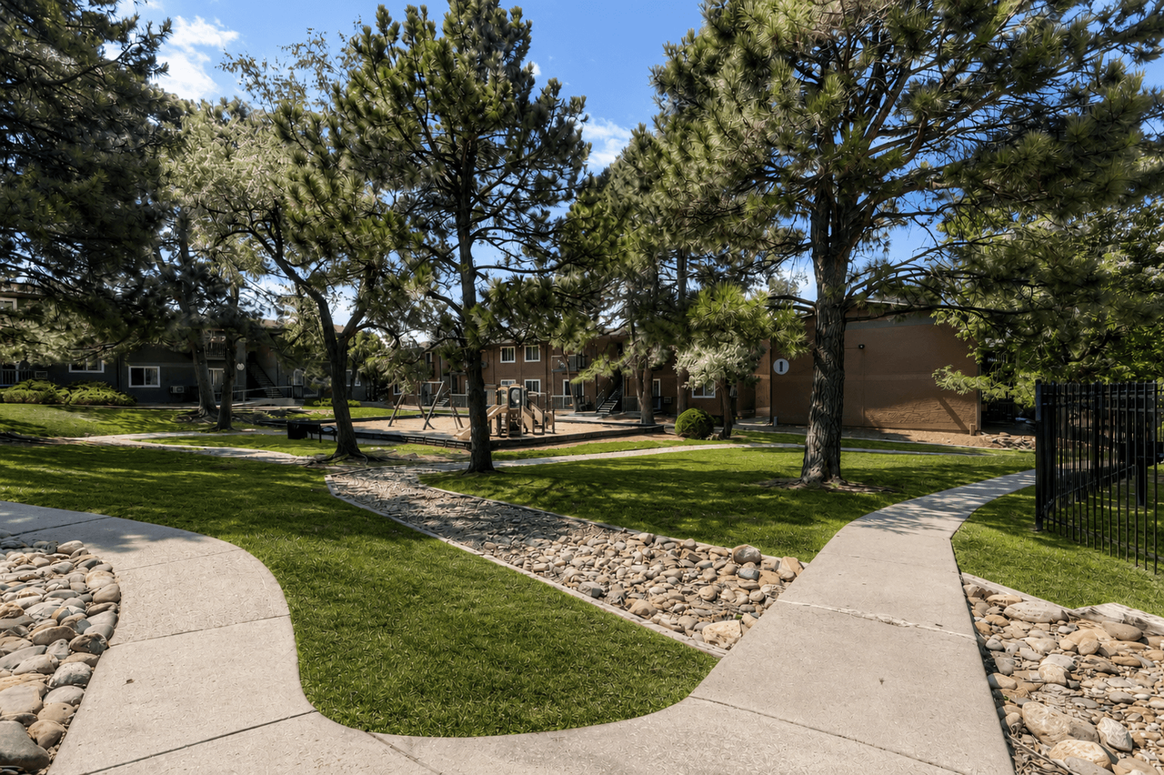 Greentree Village Apartments - Photo 4 of 21