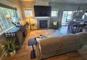 featured image of 1645 Island View Dr