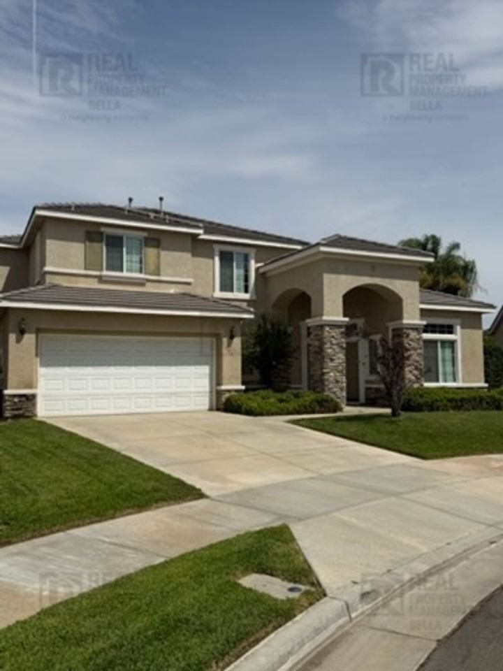 756 Conlon Dr - Photo 2 of 50