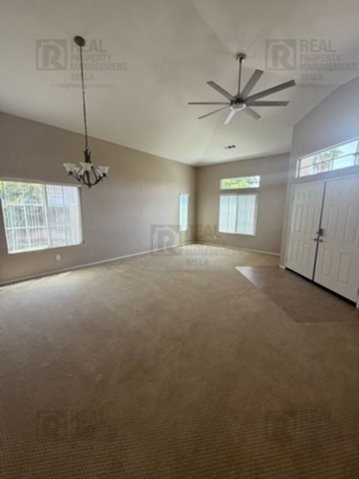 756 Conlon Dr - Photo 6 of 50