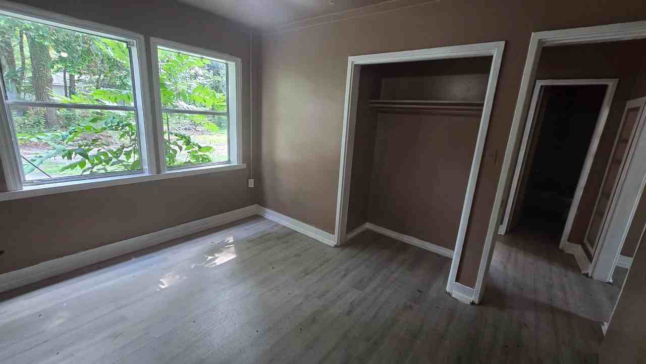 5875 Allison Ave - Photo 3 of 16