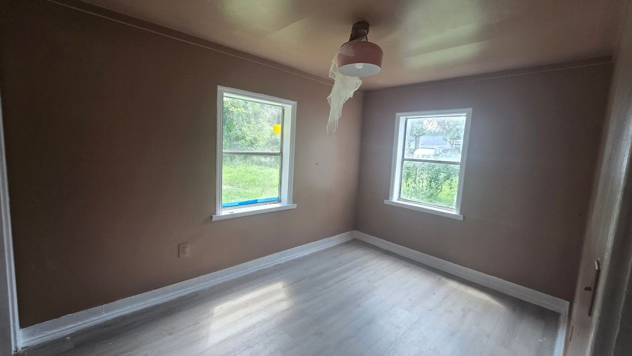 5875 Allison Ave - Photo 6 of 16