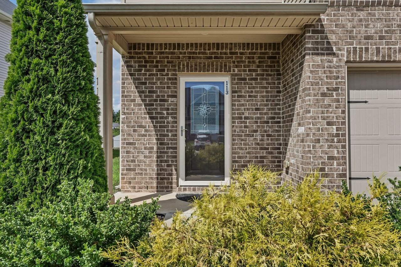 113 Darby Dr - Photo 2 of 31