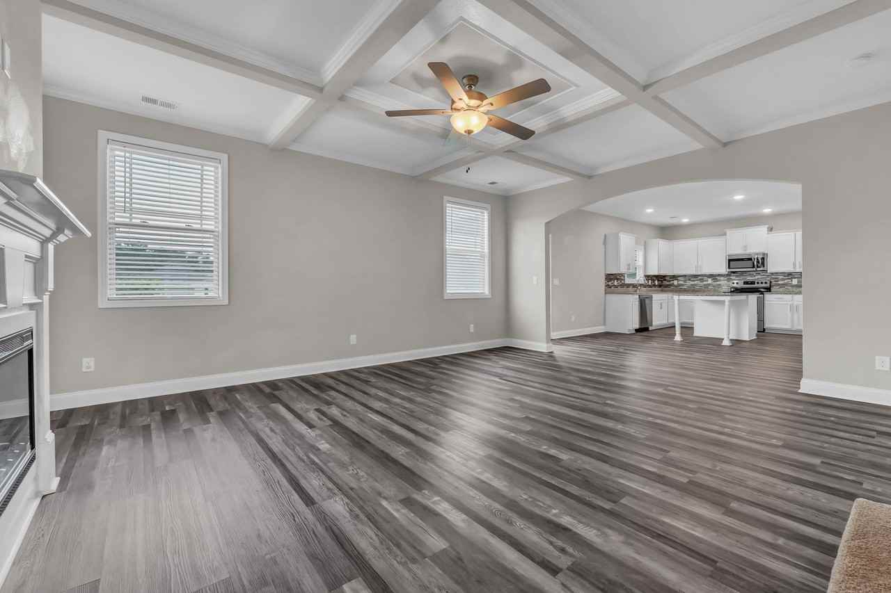 113 Darby Dr - Photo 5 of 31