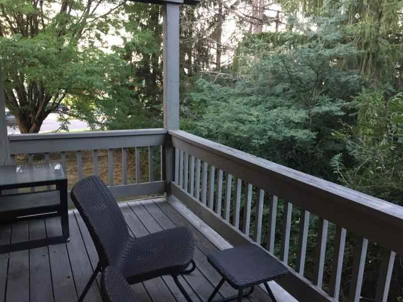 2701 Greystone Dr - Photo 6 of 10