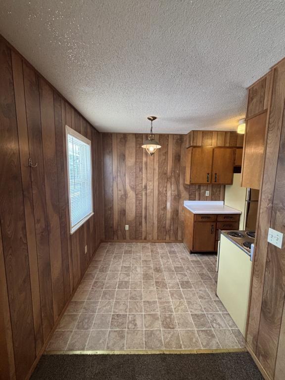 801 E Main St - Photo 6 of 26