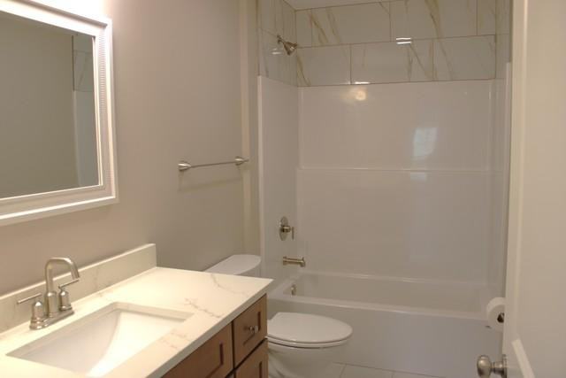 520 Carriage Ct - Photo 6 of 13