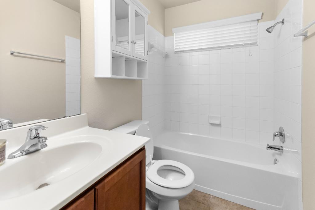9600 Rogano Ct - Photo 3 of 15