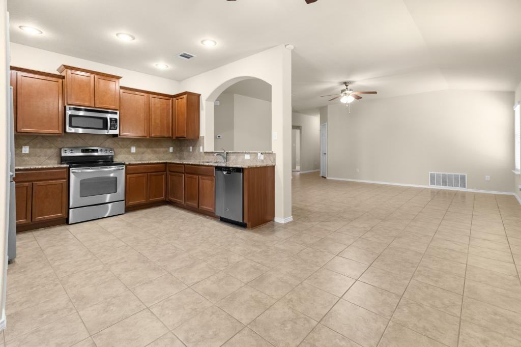 9600 Rogano Ct - Photo 6 of 15