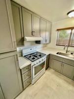 featured image of 1432 Robinson Ave