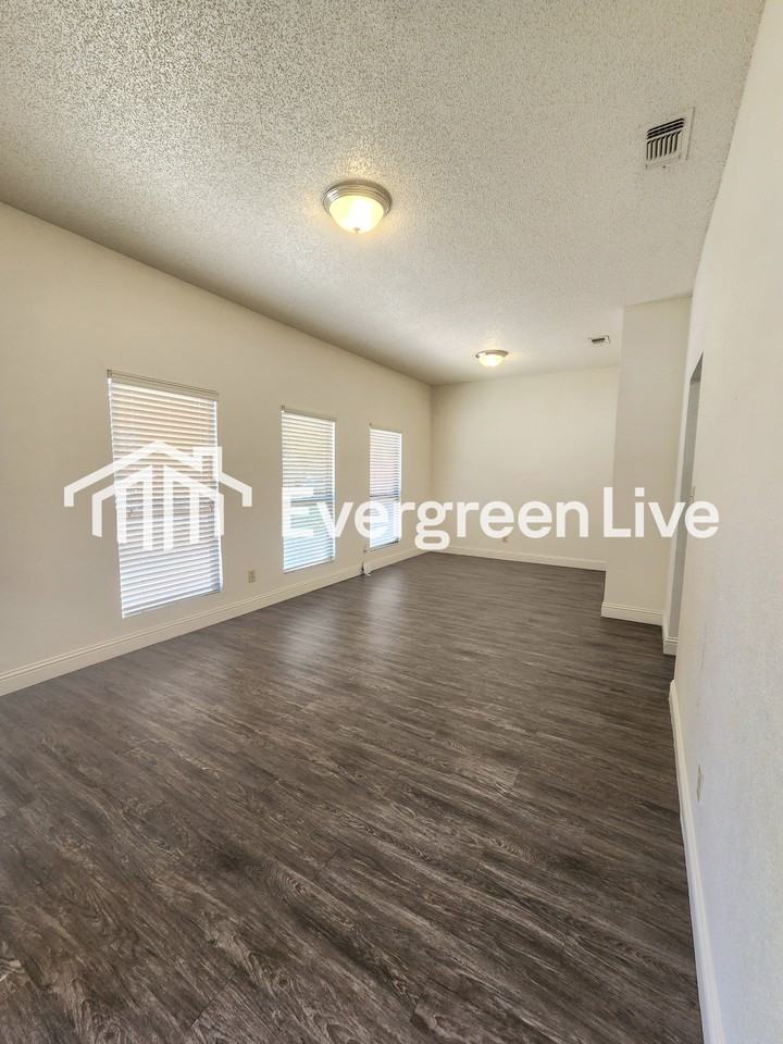 1321 Pueblo Loop - Photo 3 of 19