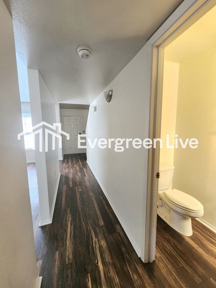 105 Buccaneer Loop - Photo 5 of 26